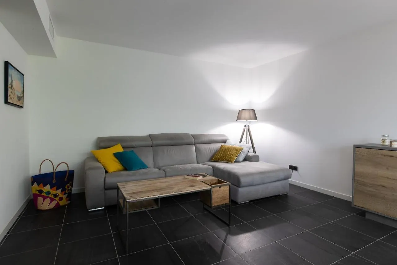 2-Br With Garden And Pool In The Heart Of Palm Beach Cannes