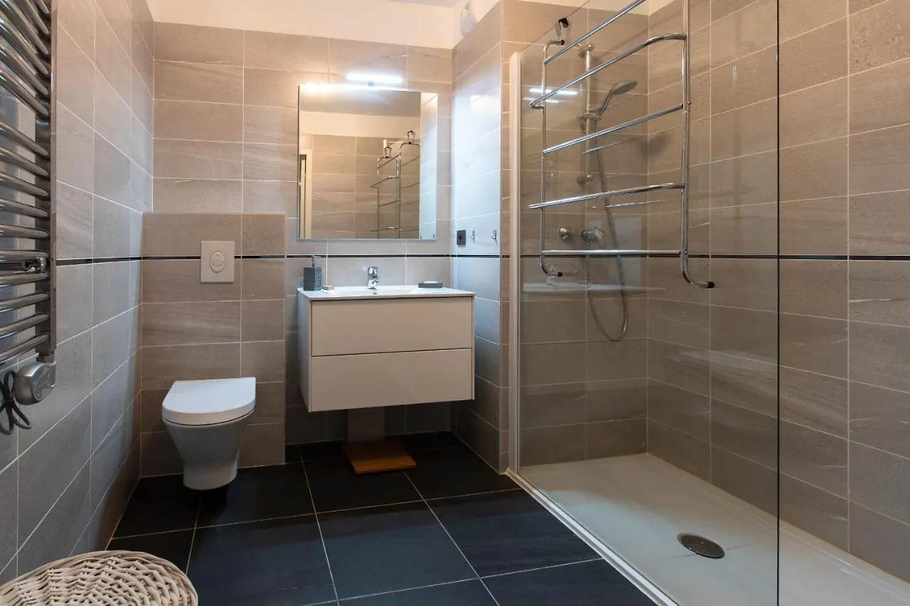 2-Br With Garden And Pool In The Heart Of Palm Beach Cannes Francja