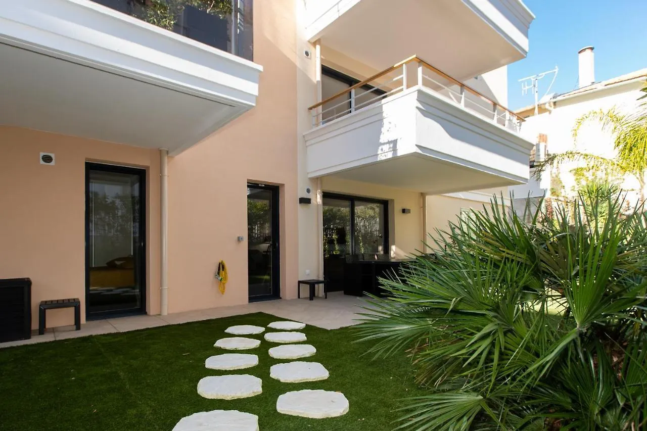 2-Br With Garden And Pool In The Heart Of Palm Beach Cannes