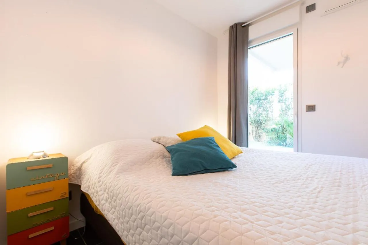 2-Br With Garden And Pool In The Heart Of Palm Beach Cannes France